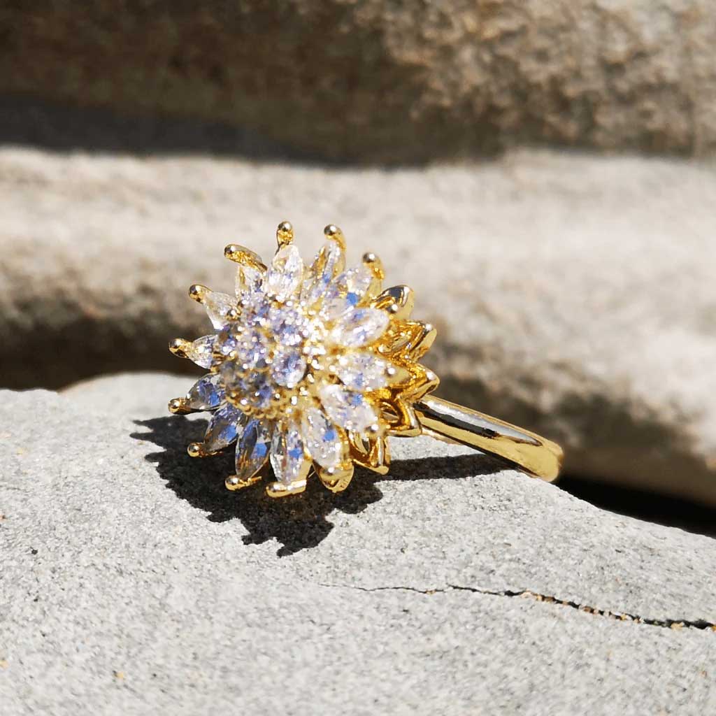 Rotating Sunflower Ring